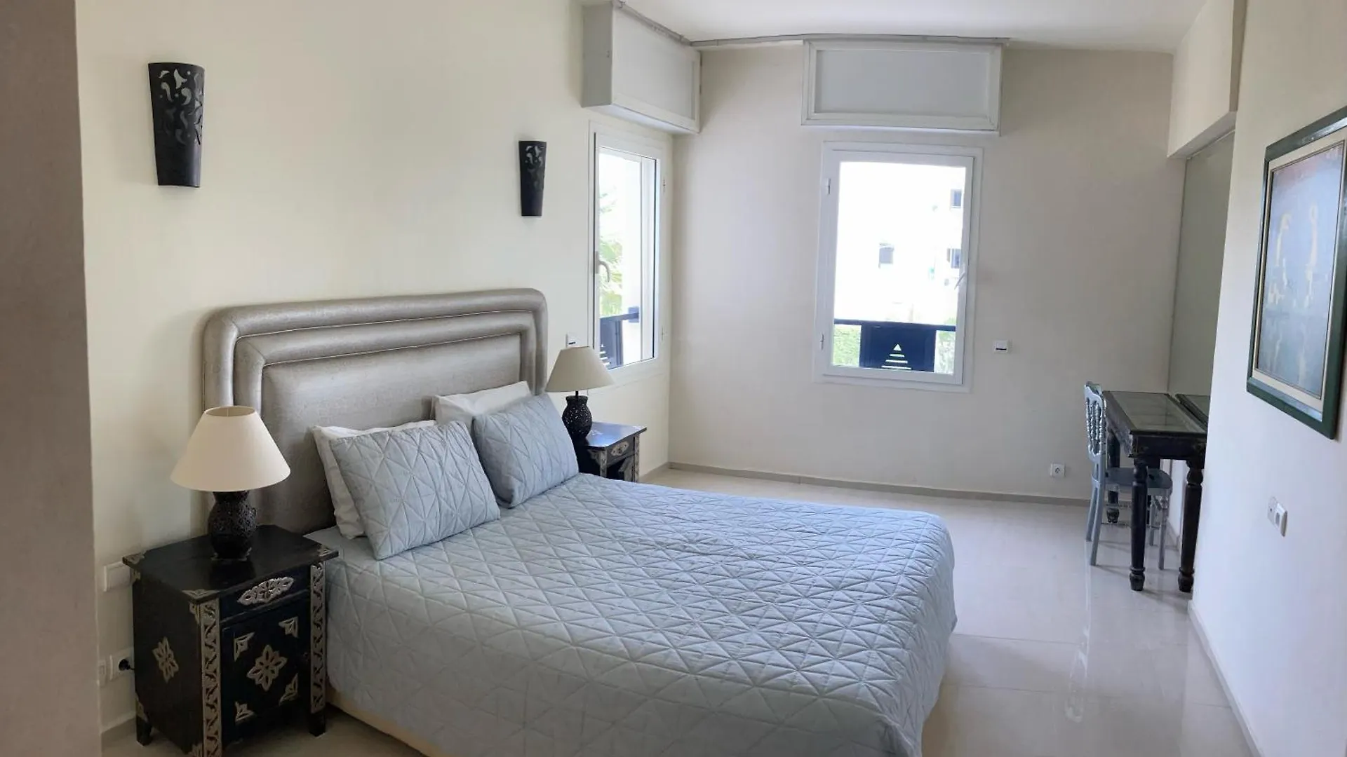 08 Apartement Vue Piscine Avec Parking Εσαουίρα