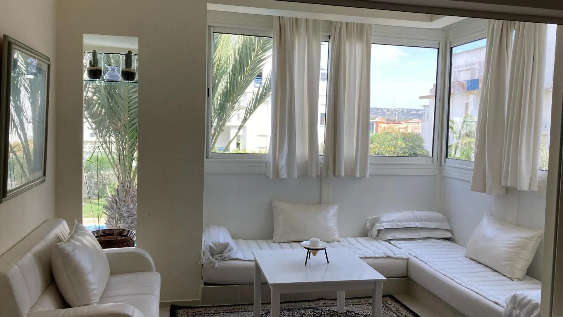 Διαμέρισμα 08 Apartement Vue Piscine Avec Parking Εσαουίρα